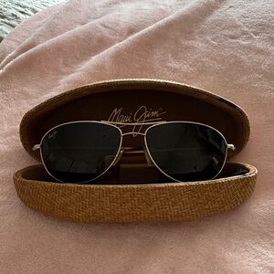 Maui Jim Silver Aviator Sunglasses with Tan Case
